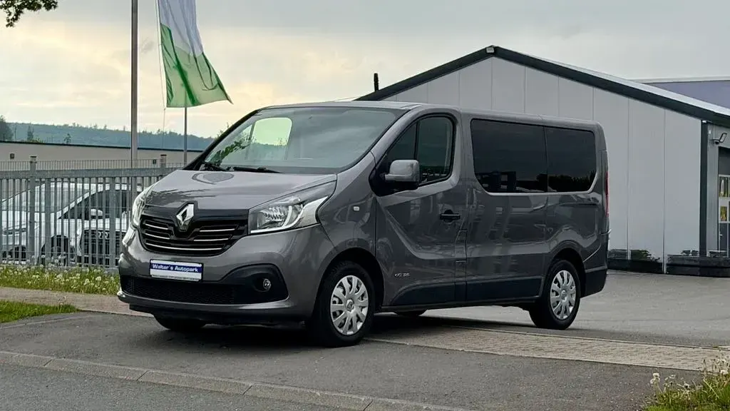 Brugt Renault Trafic Expression 125 HK (91 kW) 2017 Grå MPV