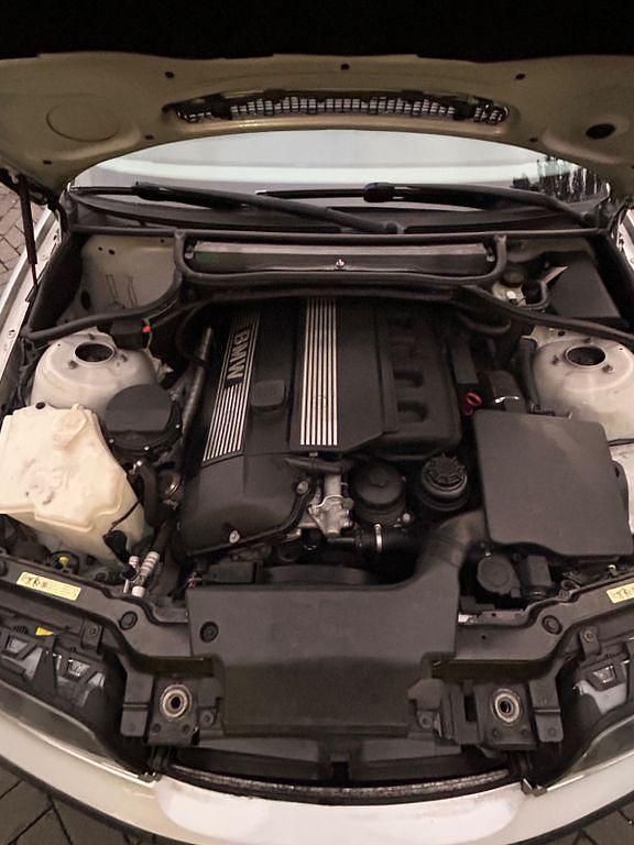 Silber Gebraucht 2000 BMW 320 Kombi | 3.330 € (Fairer Preis) - Bild 1/4