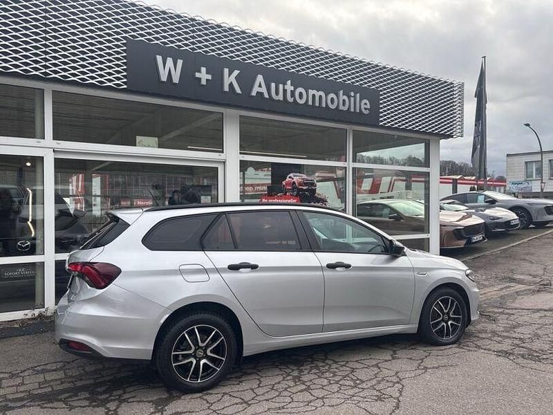 Gebraucht Fiat Tipo More 120 PS (88 kW) 2018 Silber Kombi