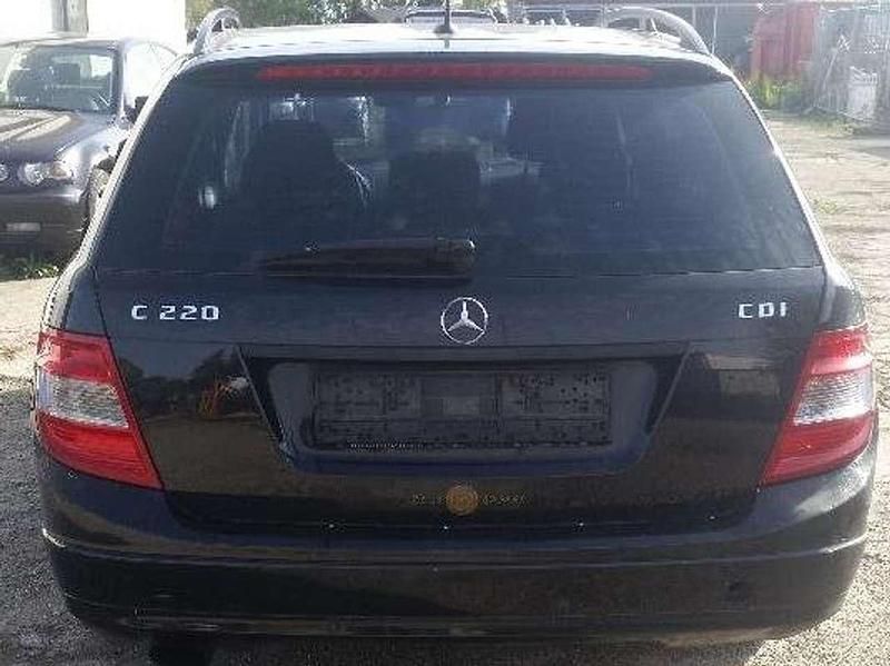 Gebraucht Mercedes C220 170 PS (125 kW) 2008 Obsidianschwarz  metalliclack Kombi