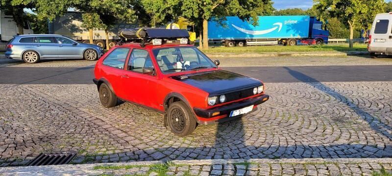Rot Gebraucht 1987 VW Polo Kleinwagen | 2.000 € - Bild 1/2