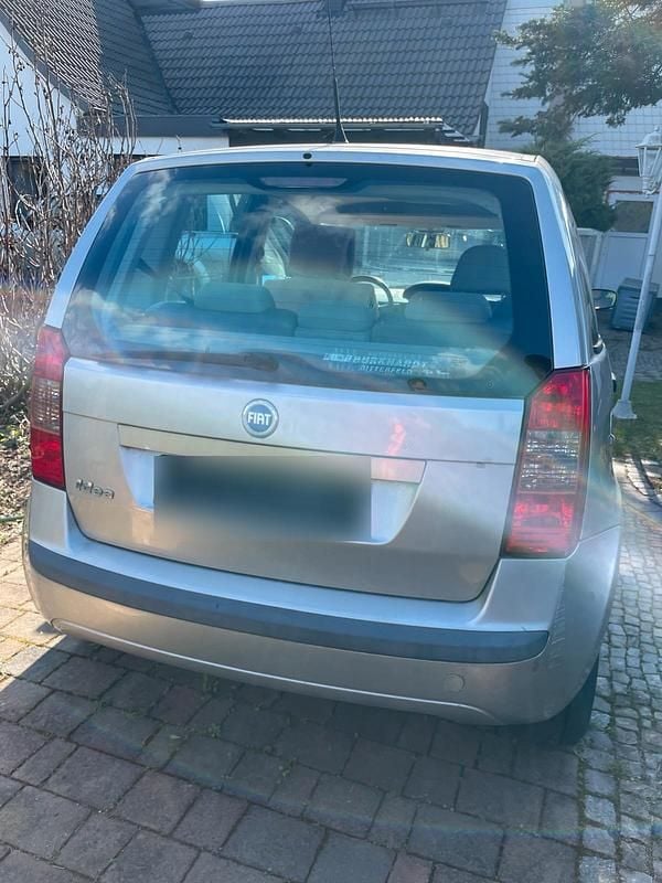 Gebraucht Fiat Idea 80 PS (58 kW) 2004 Silber Van / Kleinbus