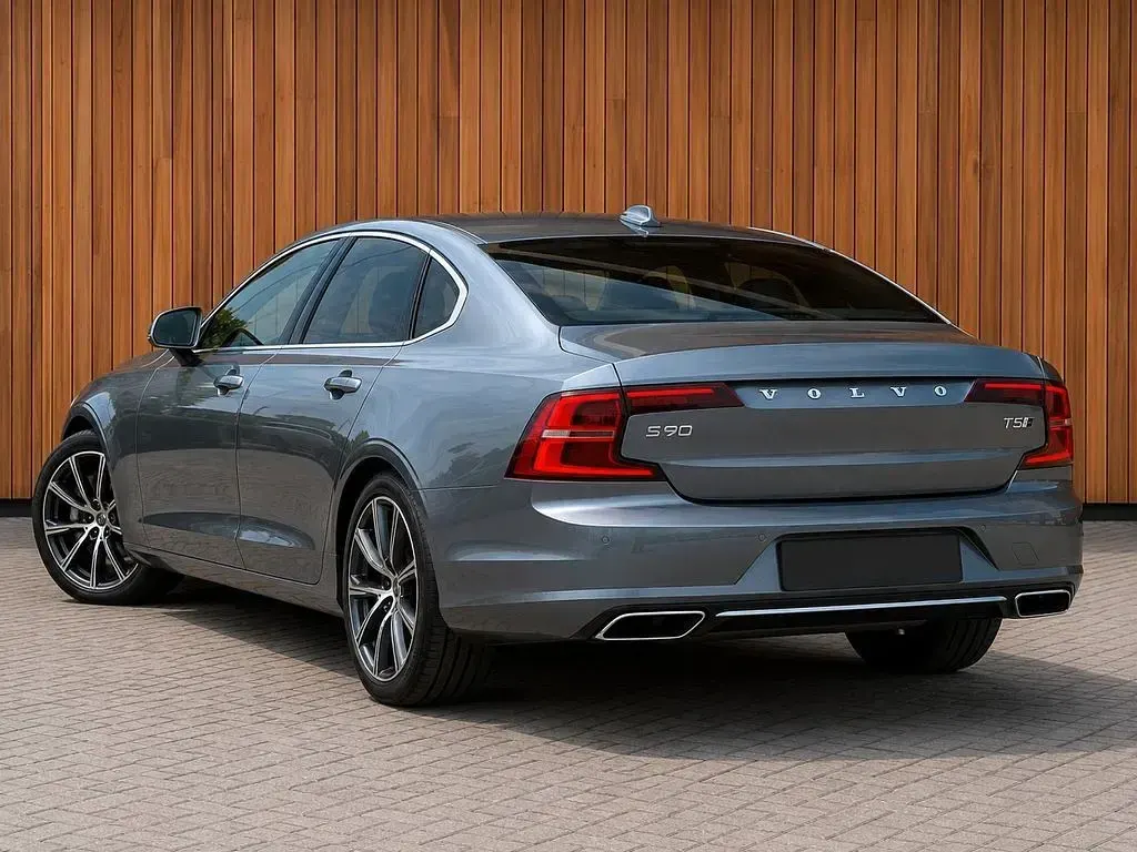 Gebraucht Volvo S90 Momentum 250 PS (183 kW) 2019 Grau Limousine