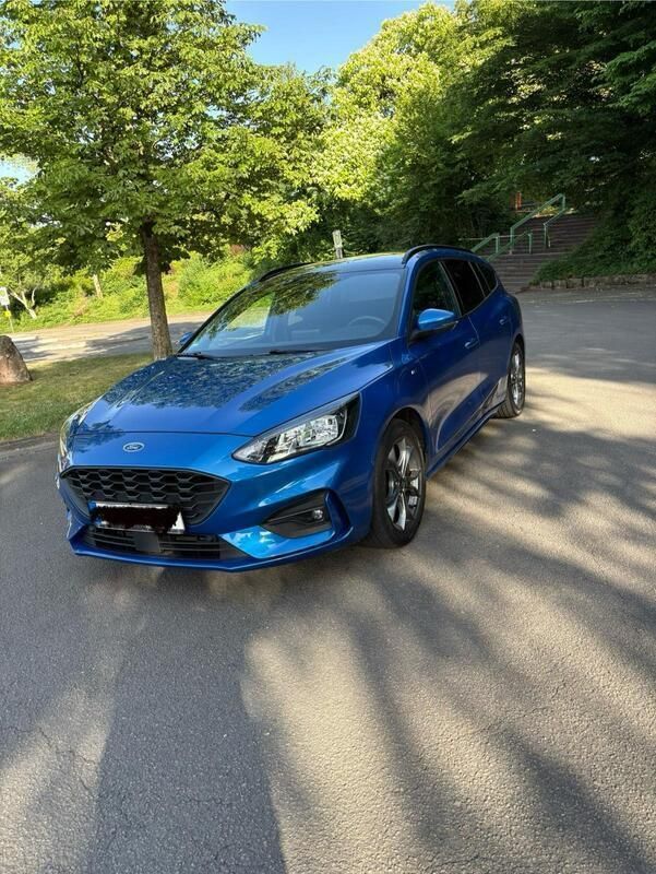 Blau Gebraucht 2020 Ford Focus ST-Line Kombi | 14.990 € (Guter Preis) - Bild 1/4