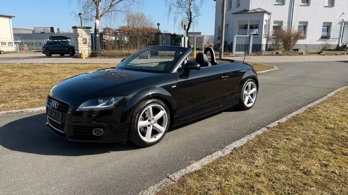 Gebraucht Audi TT Roadster S-line plus 160 PS (117 kW) 2013 Schwarz Cabrio