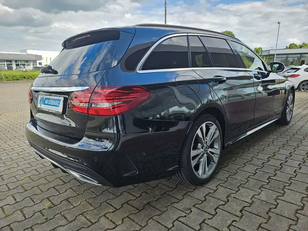 Gebraucht Mercedes C200 AMG line 160 PS (117 kW) 2020 Schwarz Kombi