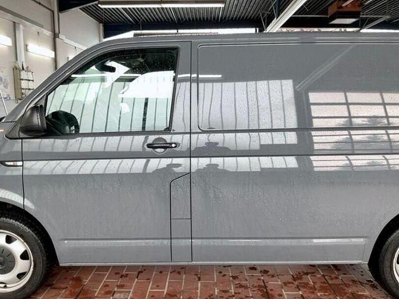 Gebraucht VW T6 199 PS (146 kW) 2019 Grau Van