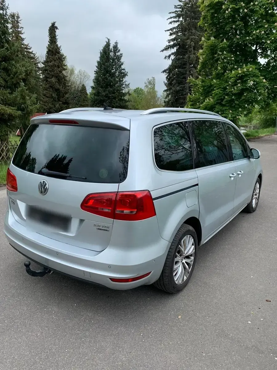 Gebraucht VW Sharan 140 PS (102 kW) 2012 Silber Van / Kleinbus