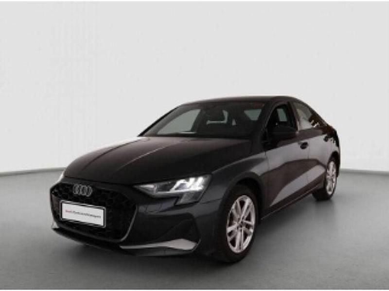 Gebraucht Audi A3 Advanced 150 PS (110 kW) 2025 Grau Limousine