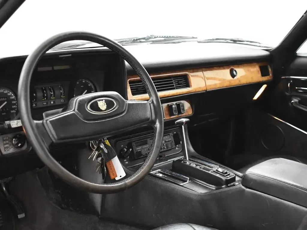 Gebraucht Jaguar XJS S 296 PS (217 kW) 1983 Rot Coupé