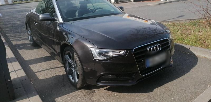Grau Gebraucht 2012 Audi A5 Cabriolet Sport Cabrio | 13.900 € (Fairer Preis) - Bild 1/4