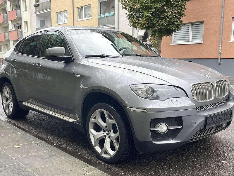 Grau Gebraucht 2011 BMW X6 SUV | 9.990 € - Bild 1/4