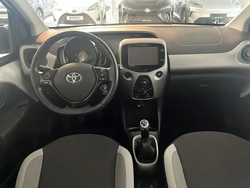 Gebraucht Toyota Aygo X-play 69 PS (50 kW) 2017 Kleinwagen