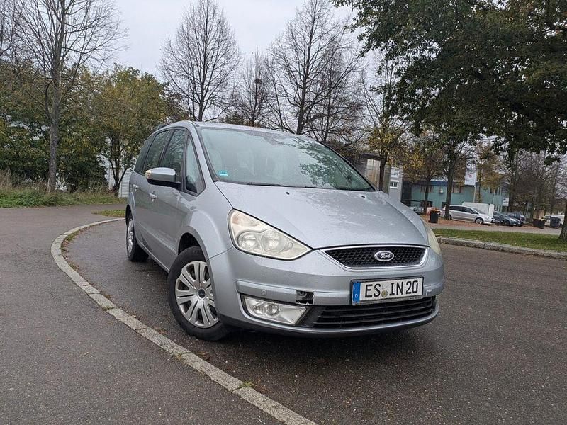 Gebraucht 2007 Ford Galaxy Ghia Van / Kleinbus | 2.400 € (Superpreis) - Bild 1/4