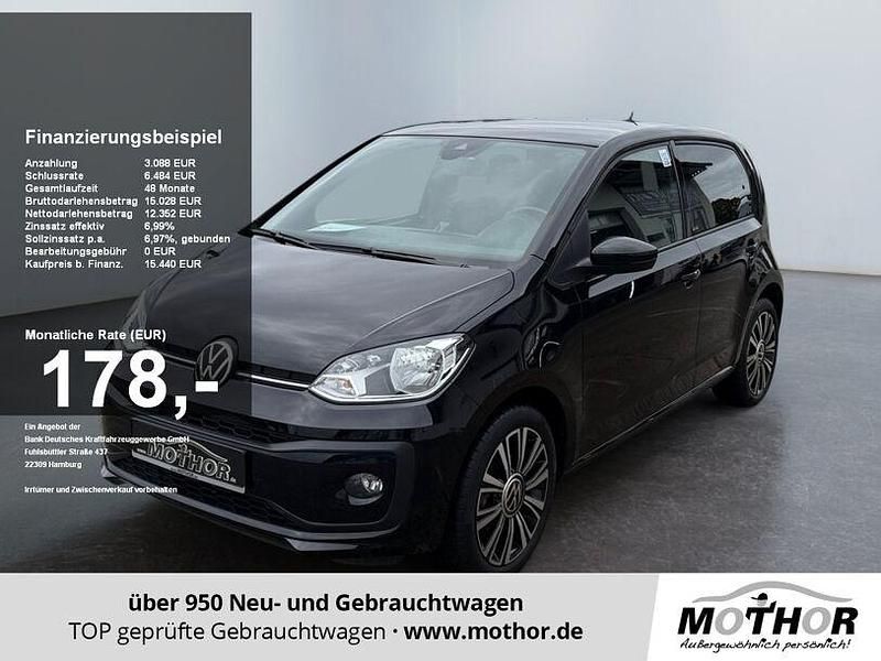Deep black perleffekt Gebraucht 2021 VW up! Active Kleinwagen | 15.440 € (Etwas zu teuer) - Bild 1/4
