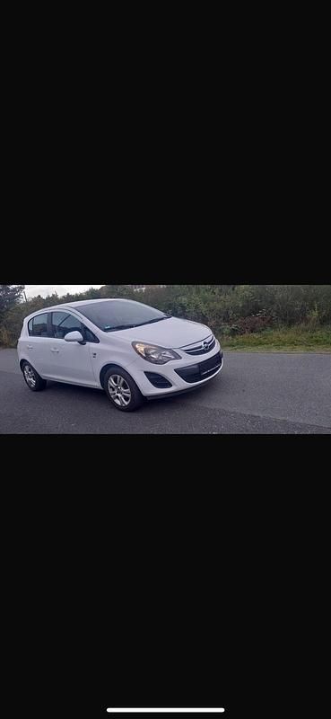 Weiß Gebraucht 2014 Opel Corsa Kleinwagen | 5.300 € (Fairer Preis) - Bild 1/4