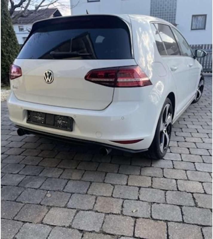 Gebraucht VW Golf VII GTI 220 PS (161 kW) 2017 Weiß Kleinwagen