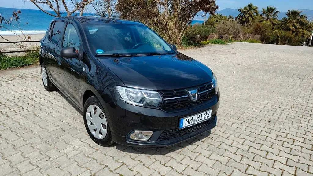 Gebraucht Dacia Sandero Acces 73 PS (53 kW) 2018 Schwarz Limousine