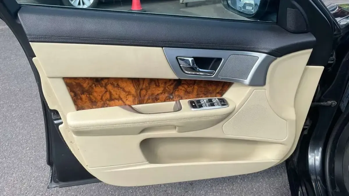 Gebraucht Jaguar XF 200 PS (147 kW) 2013 Other Limousine