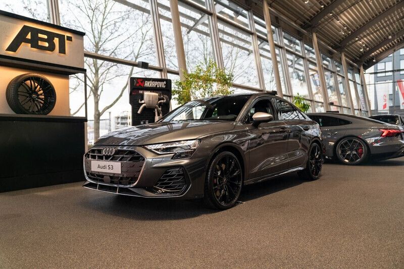 Gebraucht Audi S3 333 PS (244 kW) 2022 Grau Limousine