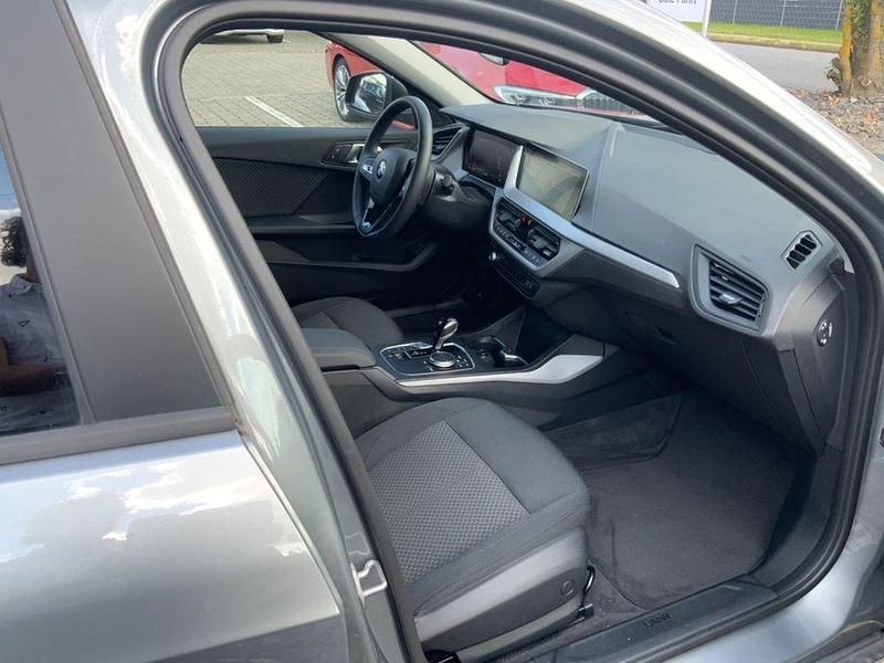 Gebraucht BMW 116 109 PS (80 kW) 2022 Grau Kleinwagen