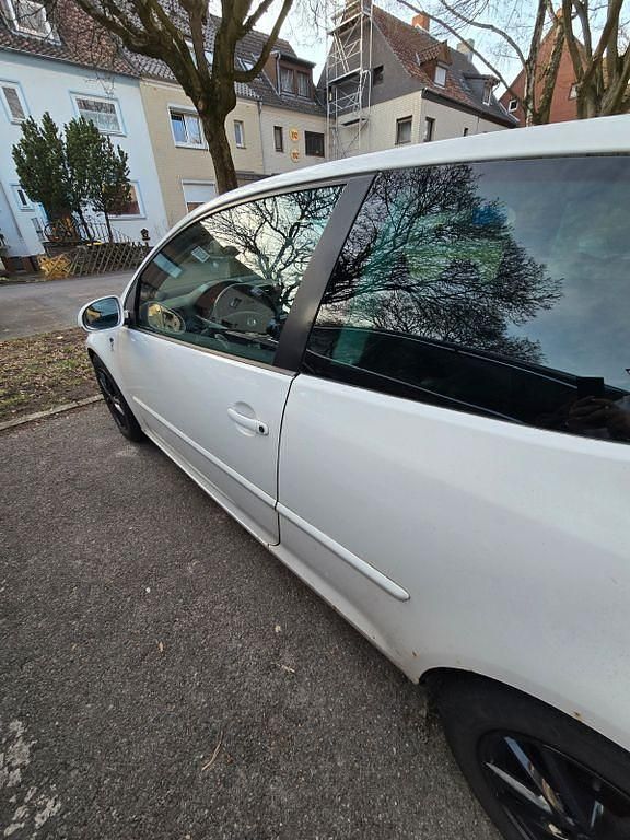 Gebraucht VW Golf VI Edition 102 PS (75 kW) 2008 Weiß Kleinwagen