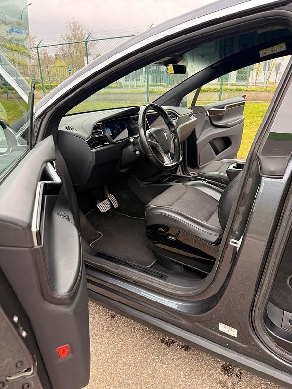 Gebraucht Tesla Model X Performance 500 kW (680 PS) 2017 Grau SUV