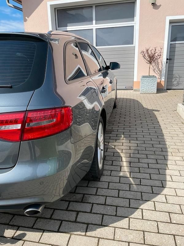 Gebraucht Audi A4 204 PS (150 kW) 2014 Grau Kombi