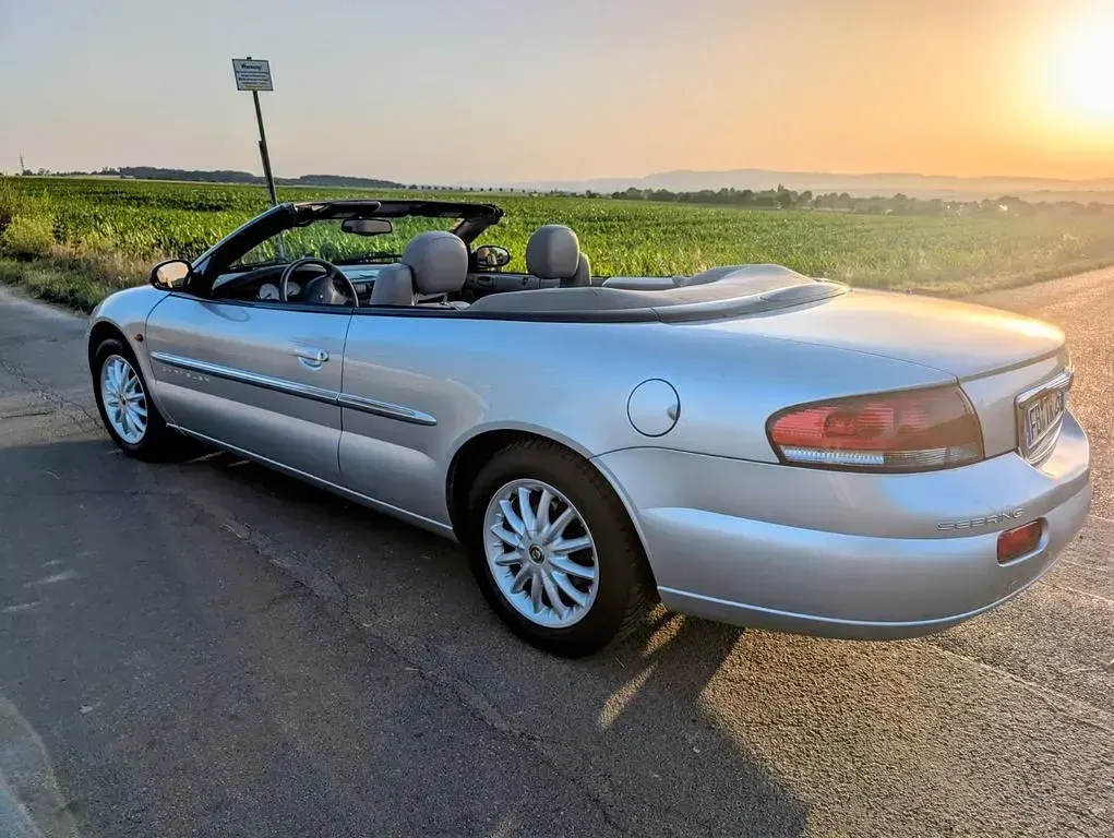 Gebraucht Chrysler Sebring Cabriolet 141 PS (103 kW) 2002 Silber Cabrio