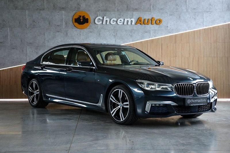 Grau Gebraucht 2016 BMW 740L Limousine | 22.990 € (Fairer Preis) - Bild 1/4