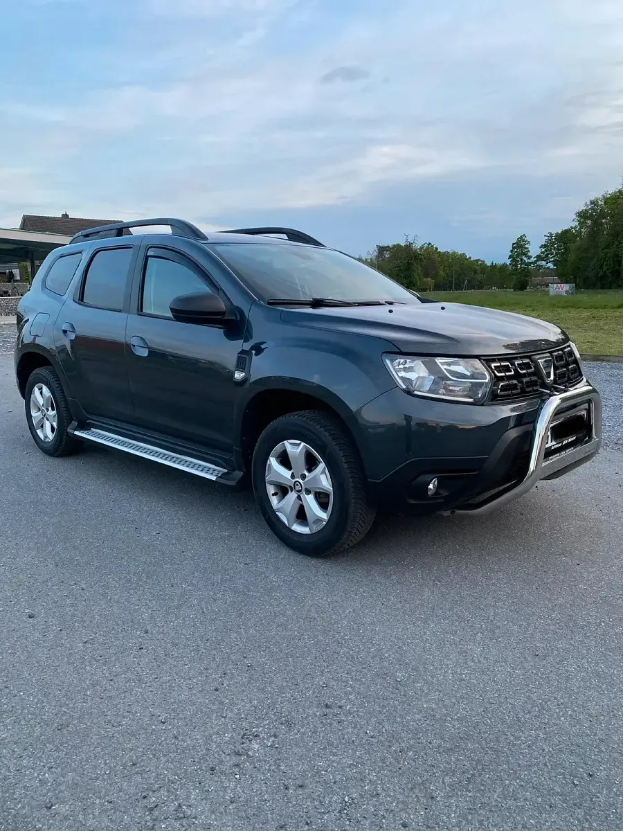 Second-hand Dacia Duster 115 CP (84 kW) 2019 Gri SUV
