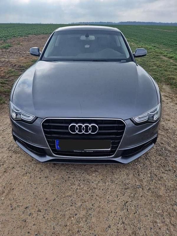 Grau Gebraucht 2014 Audi A5 Coupé | 14.500 € (Superpreis) - Bild 1/4