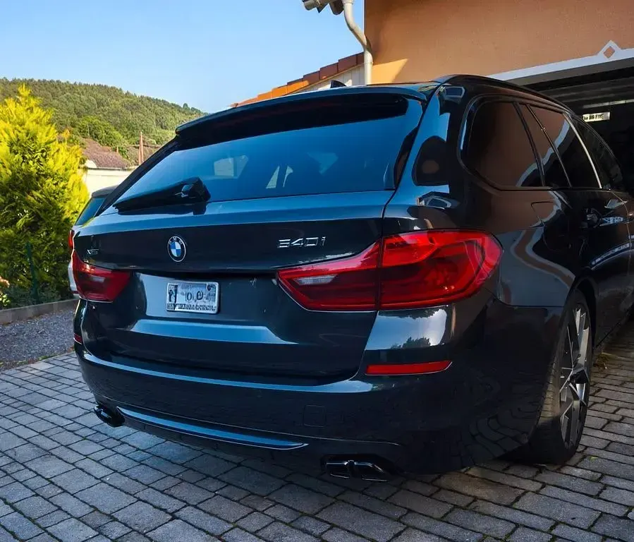 Gebraucht BMW 540 Sport Line 340 PS (250 kW) 2018 Grau Kombi