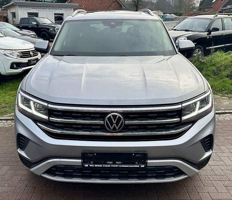 Grau Gebraucht 2021 VW Atlas SEL SUV | 35.700 € - Bild 1/4