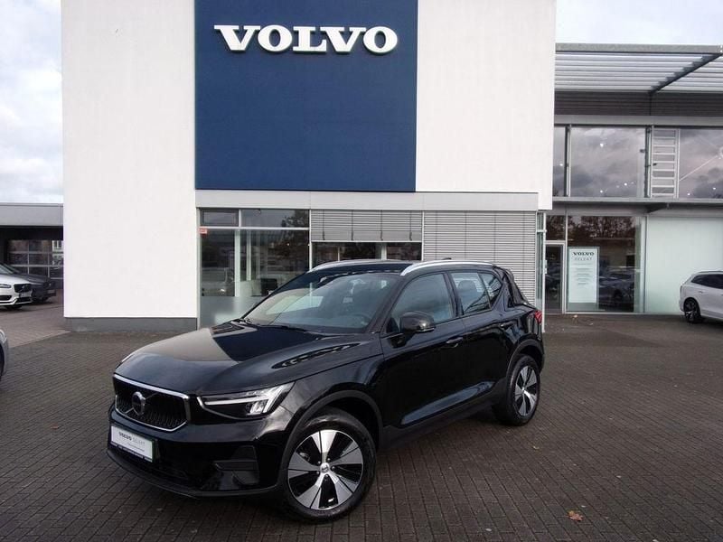 Schwarz Gebraucht 2023 Volvo XC40 Core SUV | 29.900 € (Superpreis) - Bild 1/4