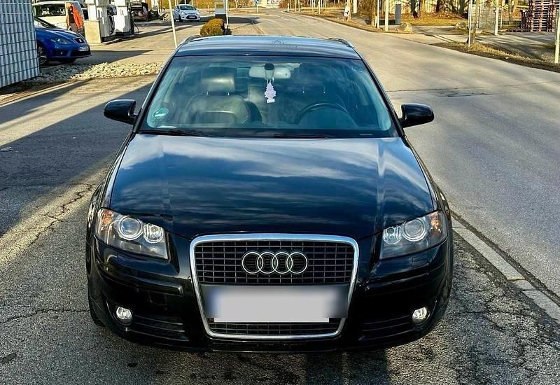 Schwarz Gebraucht 2006 Audi A3 Sportback Kleinwagen | 3.500 € (Etwas zu teuer) - Bild 1/4