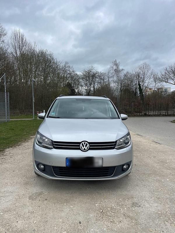 Gebraucht VW Touran 105 PS (77 kW) 2012 Silber Van / Kleinbus
