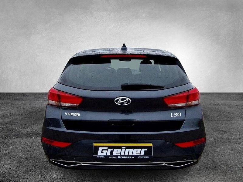 Gebraucht Hyundai i30 Edition 30 120 PS (88 kW) 2022 Dark knight Limousine