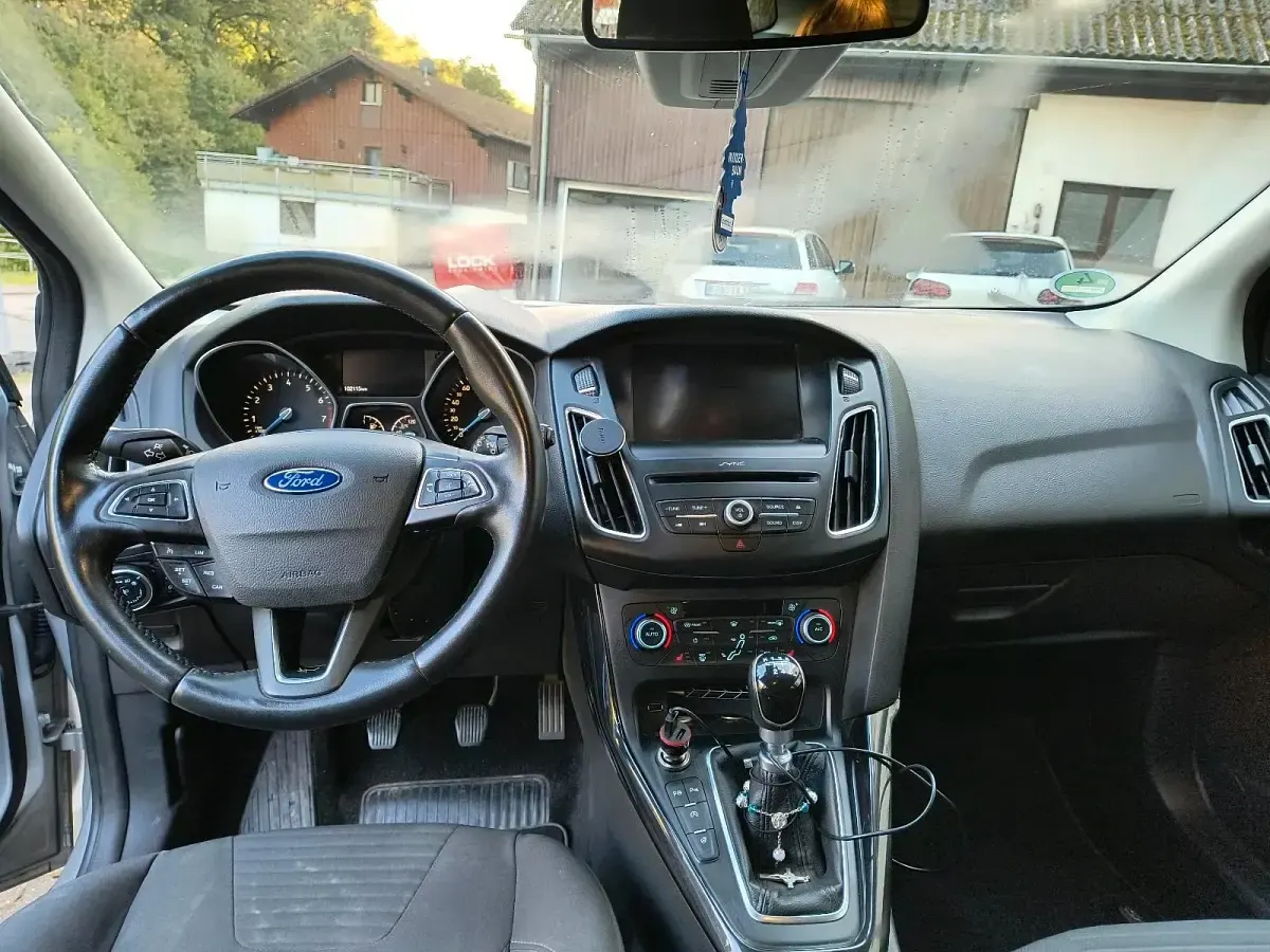 Gebraucht Ford Focus 150 PS (110 kW) 2015 Silber Kombi