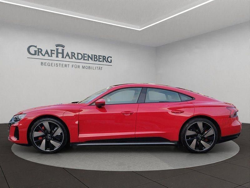 Gebraucht Audi e-tron GT quattro Sport 439 kW (598 PS) 2022 Rot Limousine