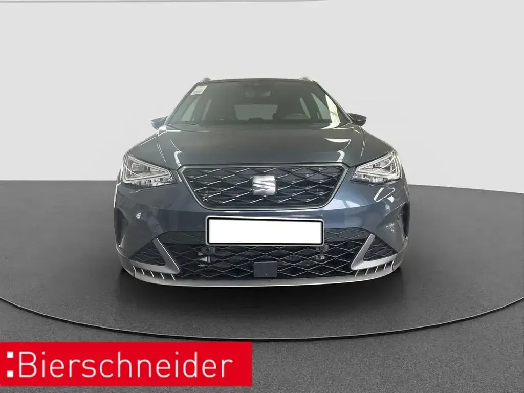 Gebraucht Seat Arona FR 110 PS (80 kW) 2023 Grau SUV