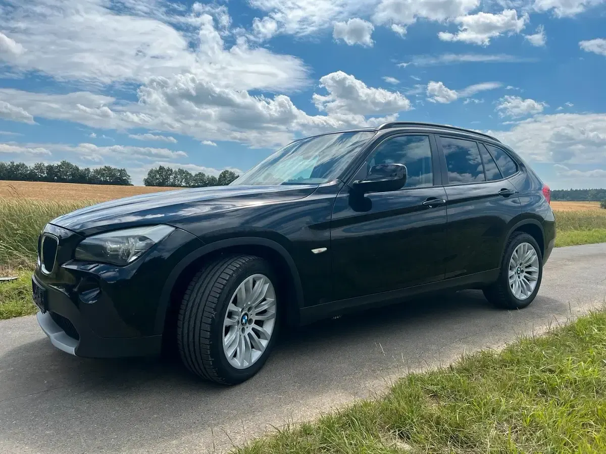 Gebraucht BMW X1 177 PS (130 kW) 2010 Schwarz SUV