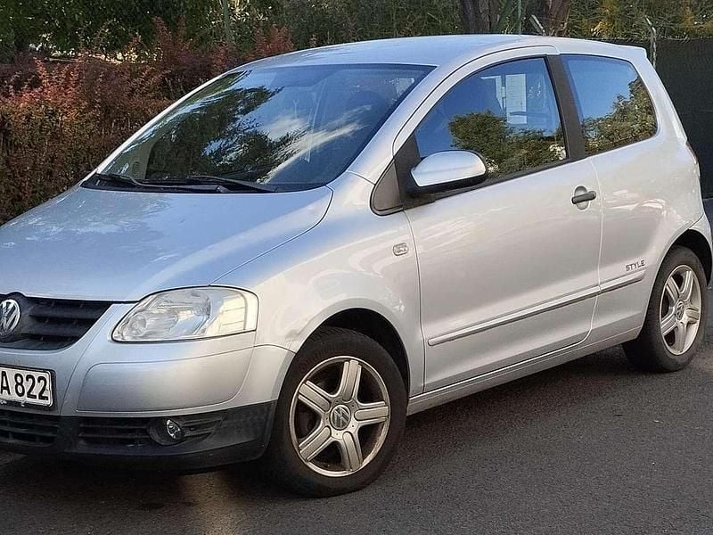 Gebraucht VW Fox Style 60 PS (44 kW) 2011 Silber Kleinwagen