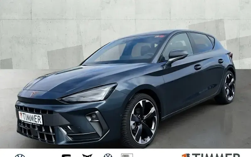 Usata Cupra Leon 150 CV (110 kW) 2025 Grigio Berlina