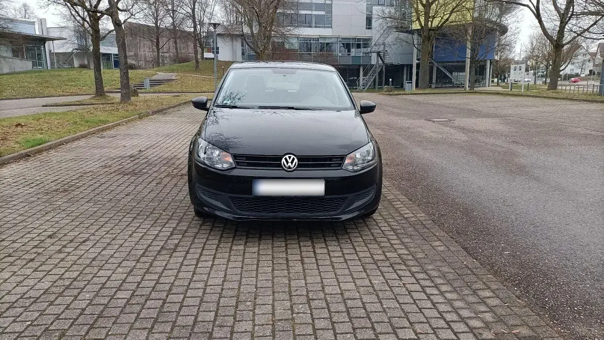 Gebraucht VW Polo 75 PS (55 kW) 2011 Schwarz Limousine