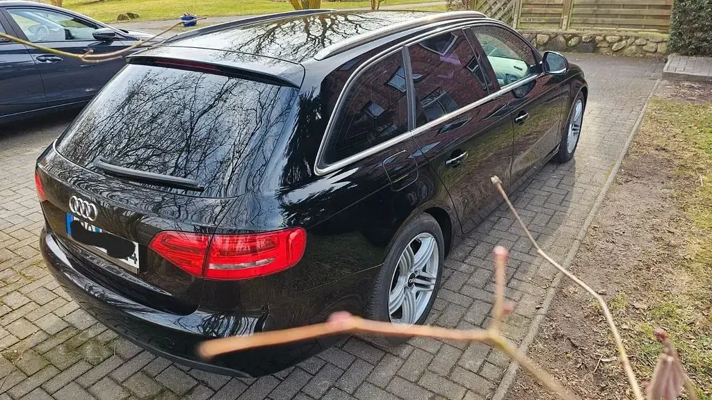 Gebraucht Audi A4 Attraction 143 PS (105 kW) 2008 Schwarz Kombi