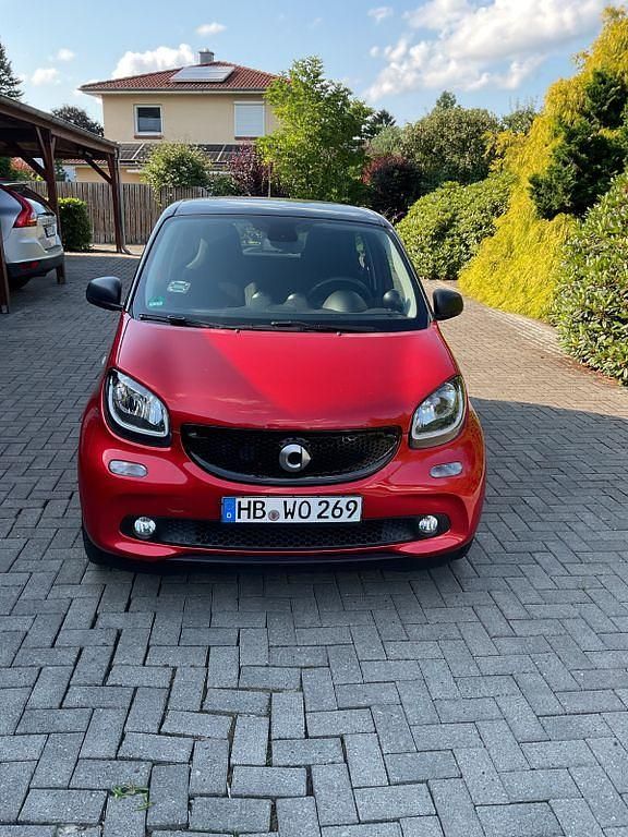 Gebraucht Smart ForFour 90 PS (66 kW) 2019 Schwarz Kleinwagen