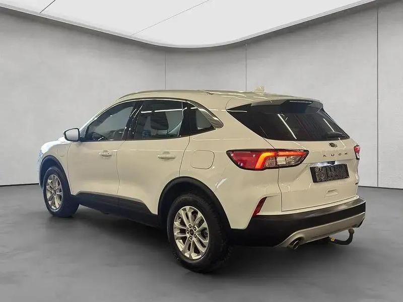 Gebraucht Ford Kuga Titanium 224 PS (164 kW) 2022 Frozen white SUV