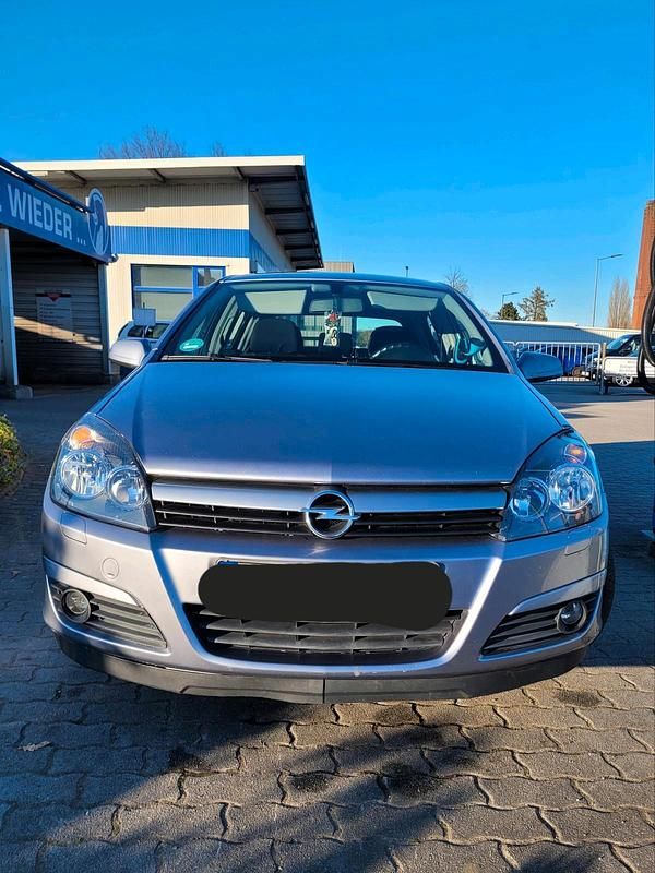 Gebraucht Opel Astra 90 PS (66 kW) 2004 Limousine