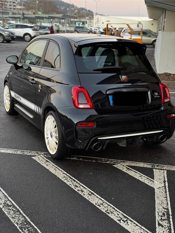 Gebraucht Abarth 695 Esseesse 180 PS (132 kW) 2020 Schwarz Kleinwagen